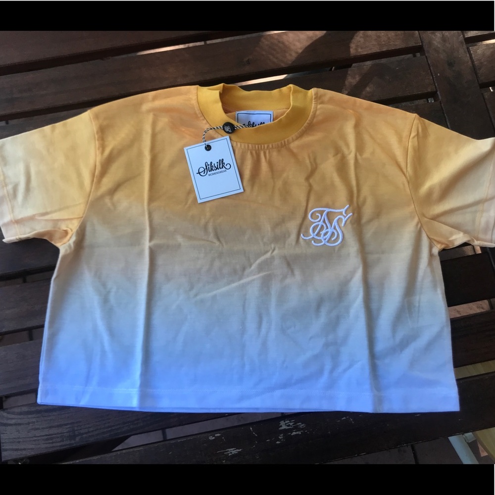 SikSilk Cropped Tee